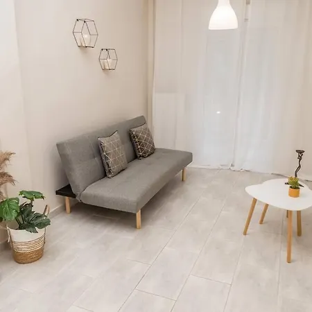 Simplicity Big Apartment Thessaloniki